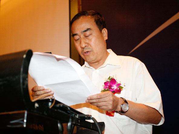 《中国石油石化》杂志社社长--耿清智