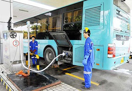 国内LNG加气站将达380座 国内LNG加气站将达380座