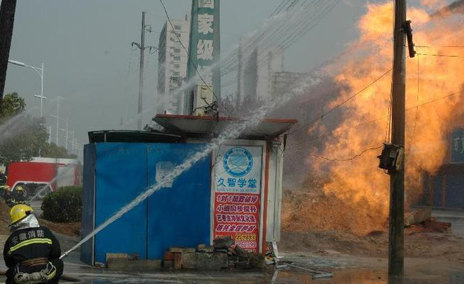 天然气管道泄露 天然气管道泄露